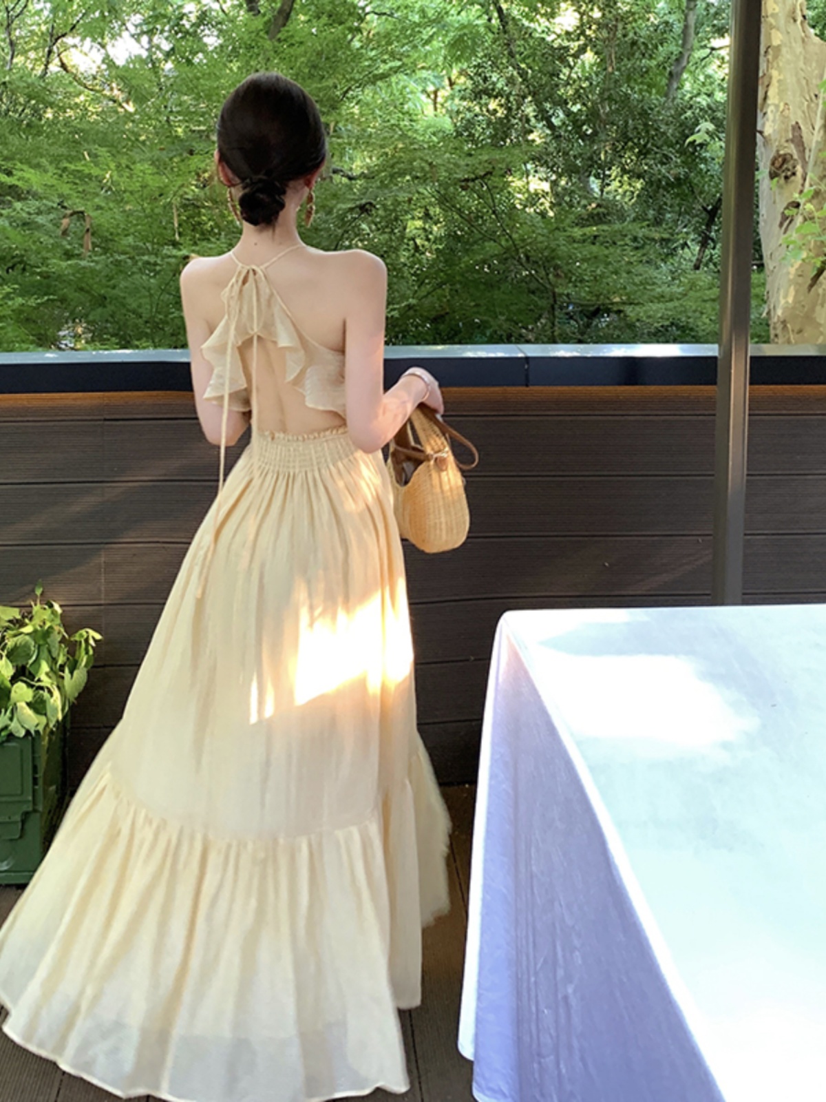 French-Style Backless Ruffle Dress - Ultra-Fairy Long Skirt for Seaside Vacation & High-End Photo Shoots - Elegant Summer Fashion
