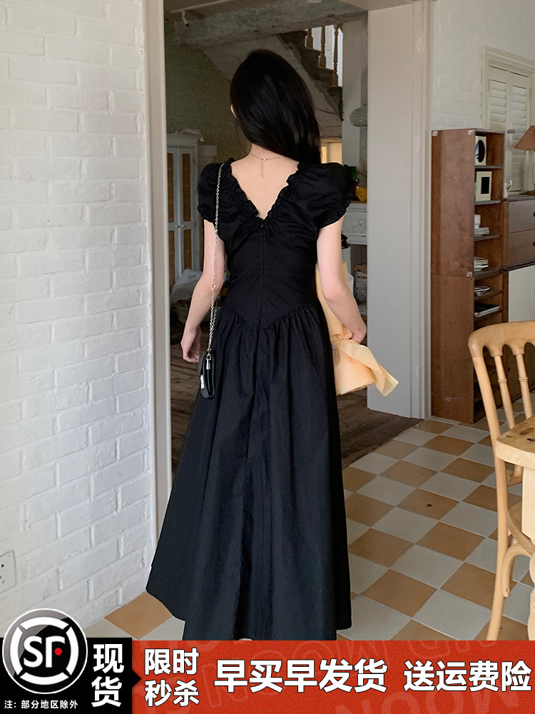 French-Style Black V-Neck Dress for Women - Summer 2025, Waist-Cinching, High-End Long Dress, Unique Fashion Statement French-Style Black V-Neck Dress for Women - Summer 2025, Waist-Cinching, High-End Long Dress, Unique Fashion Statement