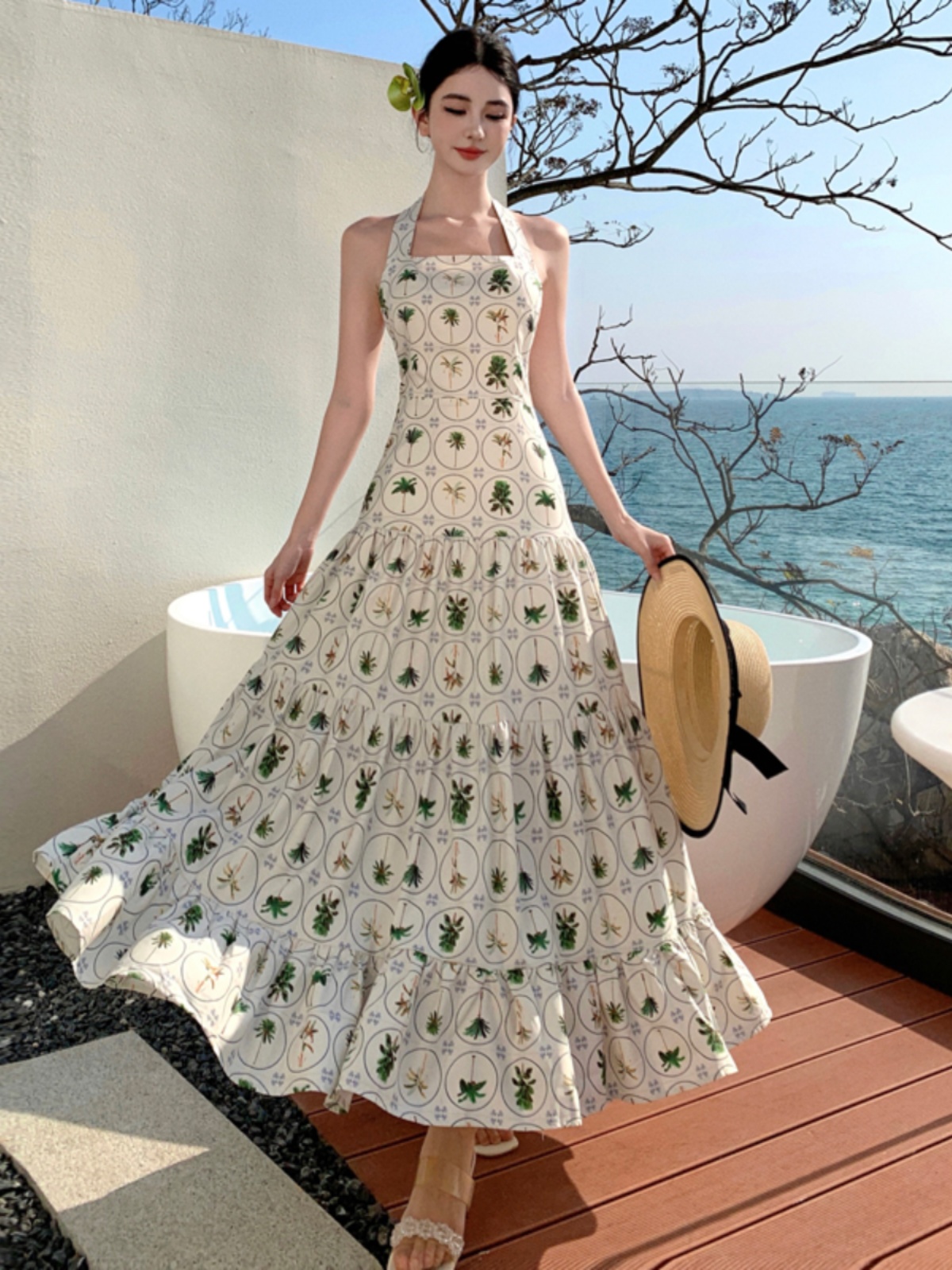 French-style Floral Backless Sleeveless Halter Dress for Women - Sweet Temperament Long Summer Vacation Dress