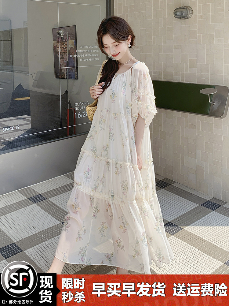 French-Style Floral Chiffon Dress for Women, Summer Five-Point Sleeve, Relaxed Fit, Unique Tea Break Design, Boho Chic Look French-Style Floral Chiffon Dress for Women, Summer Five-Point Sleeve, Relaxed Fit, Unique Tea Break Design, Boho Chic Look