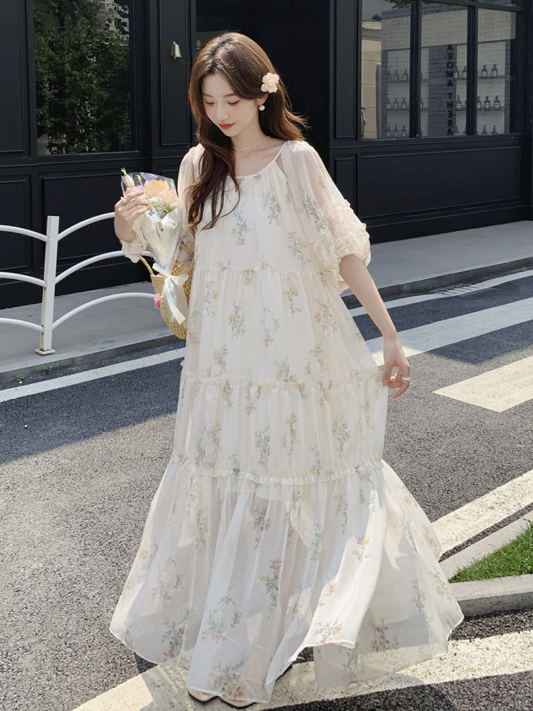 French-Style Floral Chiffon Dress for Women, Summer Five-Point Sleeve, Relaxed Fit, Unique Tea Break Design, Boho Chic Look French-Style Floral Chiffon Dress for Women, Summer Five-Point Sleeve, Relaxed Fit, Unique Tea Break Design, Boho Chic Look