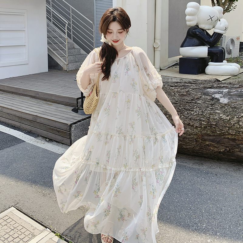 French-Style Floral Chiffon Dress for Women, Summer Five-Point Sleeve, Relaxed Fit, Unique Tea Break Design, Boho Chic Look French-Style Floral Chiffon Dress for Women, Summer Five-Point Sleeve, Relaxed Fit, Unique Tea Break Design, Boho Chic Look