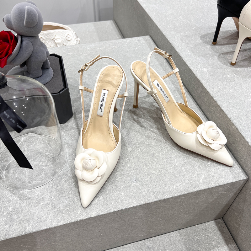 French Style Floral Open-Toe Strappy High-Heeled Sandals for Women - Celebrity Fashion Thin Heels, Perfect for Y2K and Summer Looks