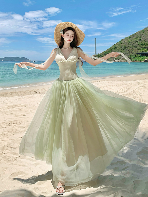 French-Style Green Mesh Spaghetti Strap Dress for Women - Summer Seaside Vacation Long Skirt, Perfect for Stunning Photos