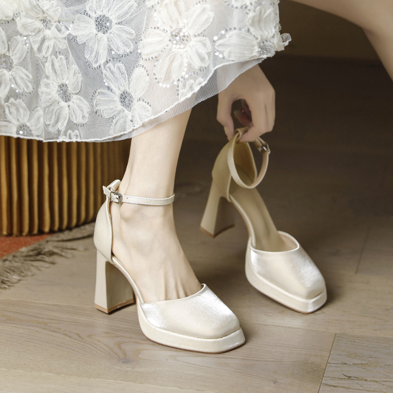 French-Style Hollow High-Heeled Mary Jane Shoes for Women, Chunky Heel, Thick-Soled Waterproof Platform Bridesmaid Sandals