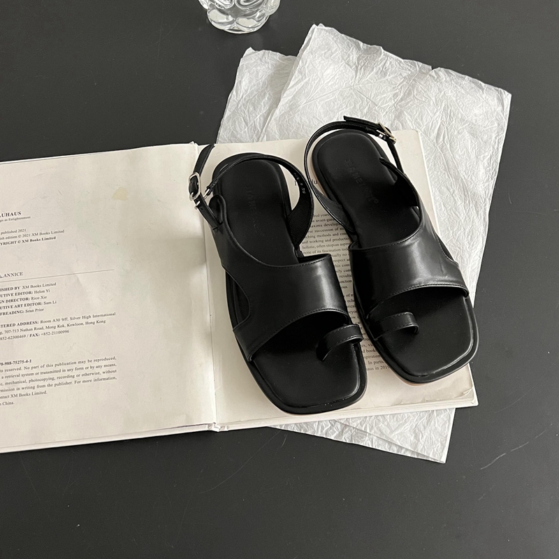 French-Style Lightening Slippers for Women - Soft-Soled Flat Sandals Perfect for Skirts and Summer Outfits French-Style Lightening Slippers for Women - Soft-Soled Flat Sandals Perfect for Skirts and Summer Outfits