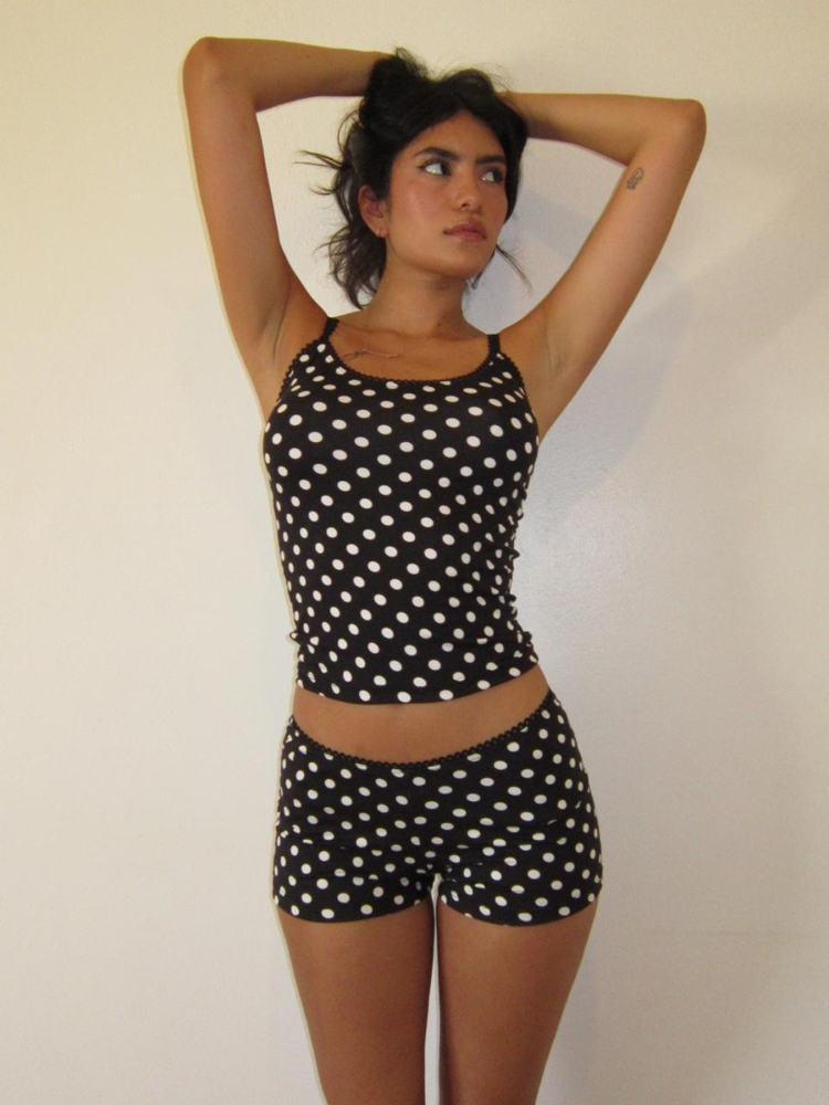 French-Style Polka Dot Leisure Set for Women - Lace Round Neck Camisole & Fitted Shorts, Casual Home Outfit French-Style Polka Dot Leisure Set for Women - Lace Round Neck Camisole & Fitted Shorts, Casual Home Outfit