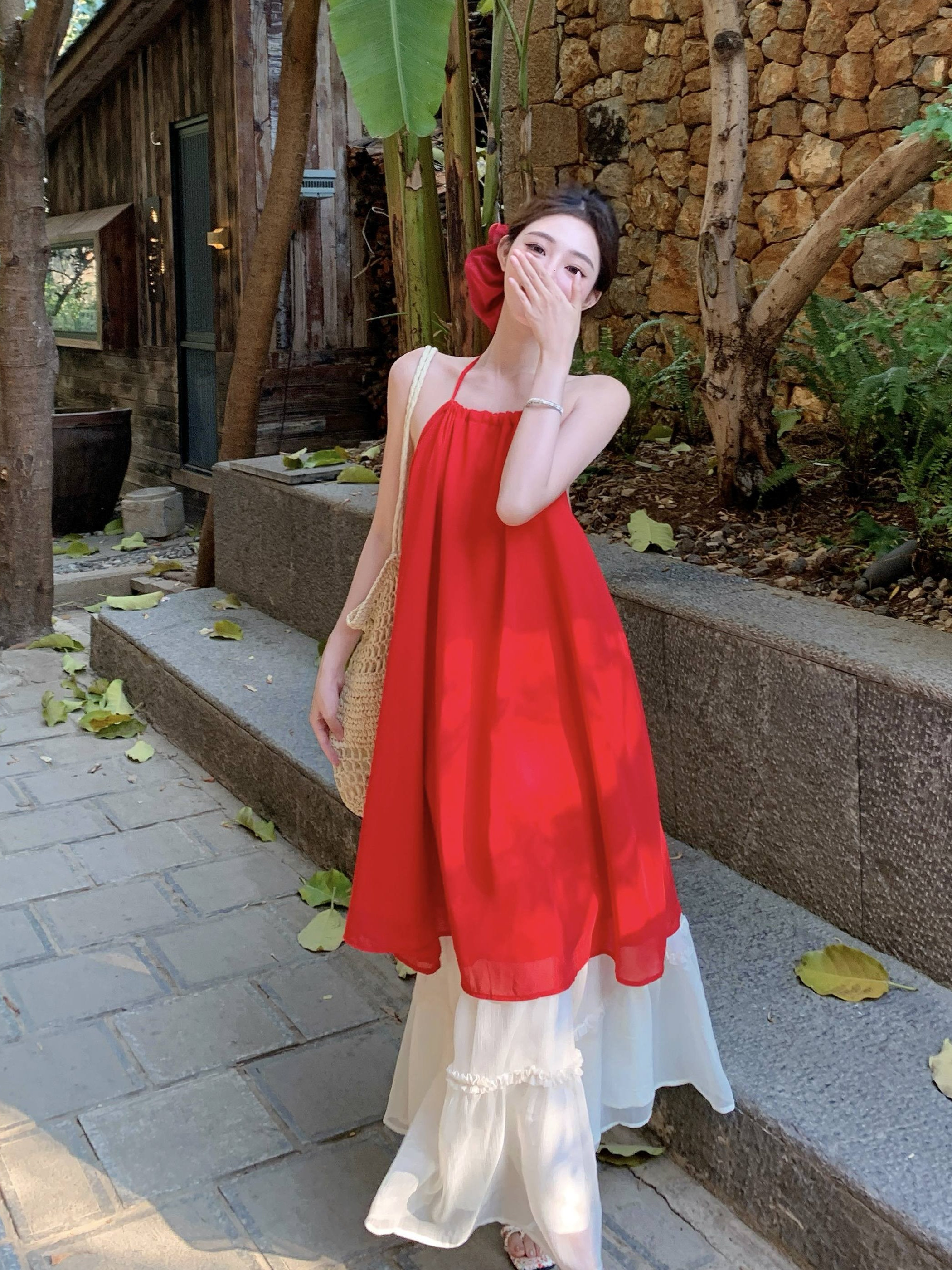 French-Style Red Halter Lace Mesh Skirt Two-Piece Set - Sweet and Spicy Vacation Outfit for Women