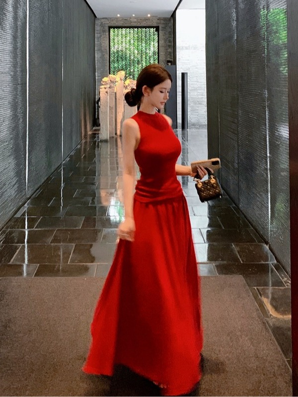 French Style Retro Chinese Zen Red Slimming Knitted Sleeveless Vest Top and Large Skirt Two-Piece Set for Women