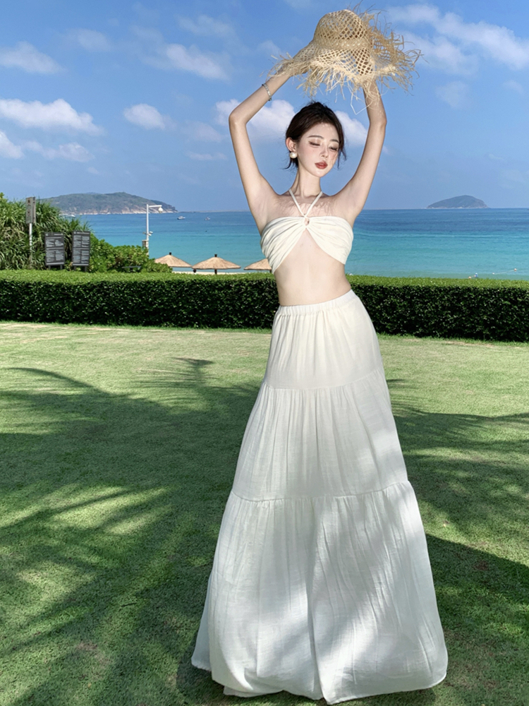 French-style Strapless Halter Top & High-Waisted Skirt Set - Summer Vacation Outfit for Women, Sexy Seaside Look