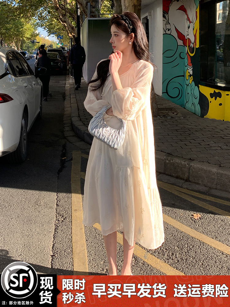 French-Style White Long Sleeve Wabi-Sabi Dress for Women - Loose Relaxed Fairy Long Skirt for Spring Summer 2025 French-Style White Long Sleeve Wabi-Sabi Dress for Women - Loose Relaxed Fairy Long Skirt for Spring Summer 2025