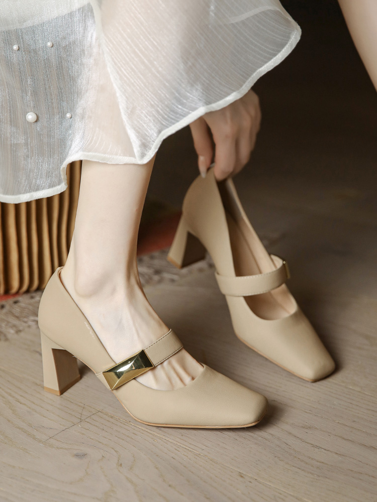 French-Style Women's Chunky Heel Shoes - Nude Retro Square-Toe Flats for Qipao - Elegant Spring 2025 Fashion