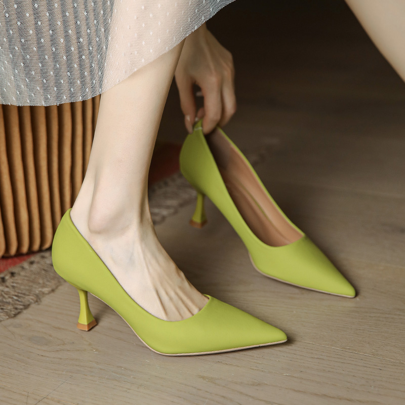French-Style Women's Pointed Toe High Heels, Minimalist Soft Leather Flats, Fruit Green, Summer 2025, Thin Heel Design