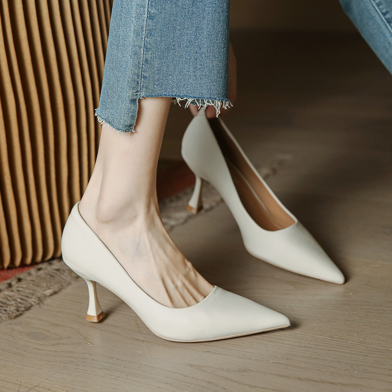 French-Style Women's Pointed Toe High Heels, Minimalist Soft Leather Flats, Fruit Green, Summer 2025, Thin Heel Design French-Style Women's Pointed Toe High Heels, Minimalist Soft Leather Flats, Fruit Green, Summer 2025, Thin Heel Design