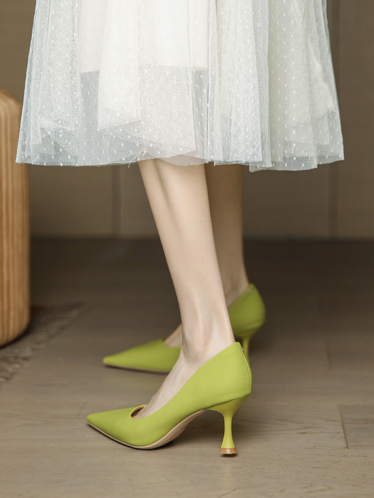 French-Style Women's Pointed Toe High Heels, Minimalist Soft Leather Flats, Fruit Green, Summer 2025, Thin Heel Design French-Style Women's Pointed Toe High Heels, Minimalist Soft Leather Flats, Fruit Green, Summer 2025, Thin Heel Design