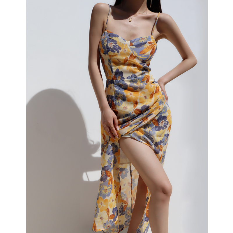 French Vintage Elegant Fitted Lace-Up Tea Dress with Sexy Side Slit, Waist-Cinching Spaghetti Straps, Slimming Fit