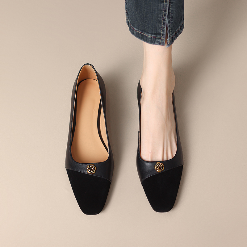French Vintage Square-Toe Low-Heeled Flats with Gold Buckle - Comfortable Soft-Bottom Grandma Shoes for Commuting