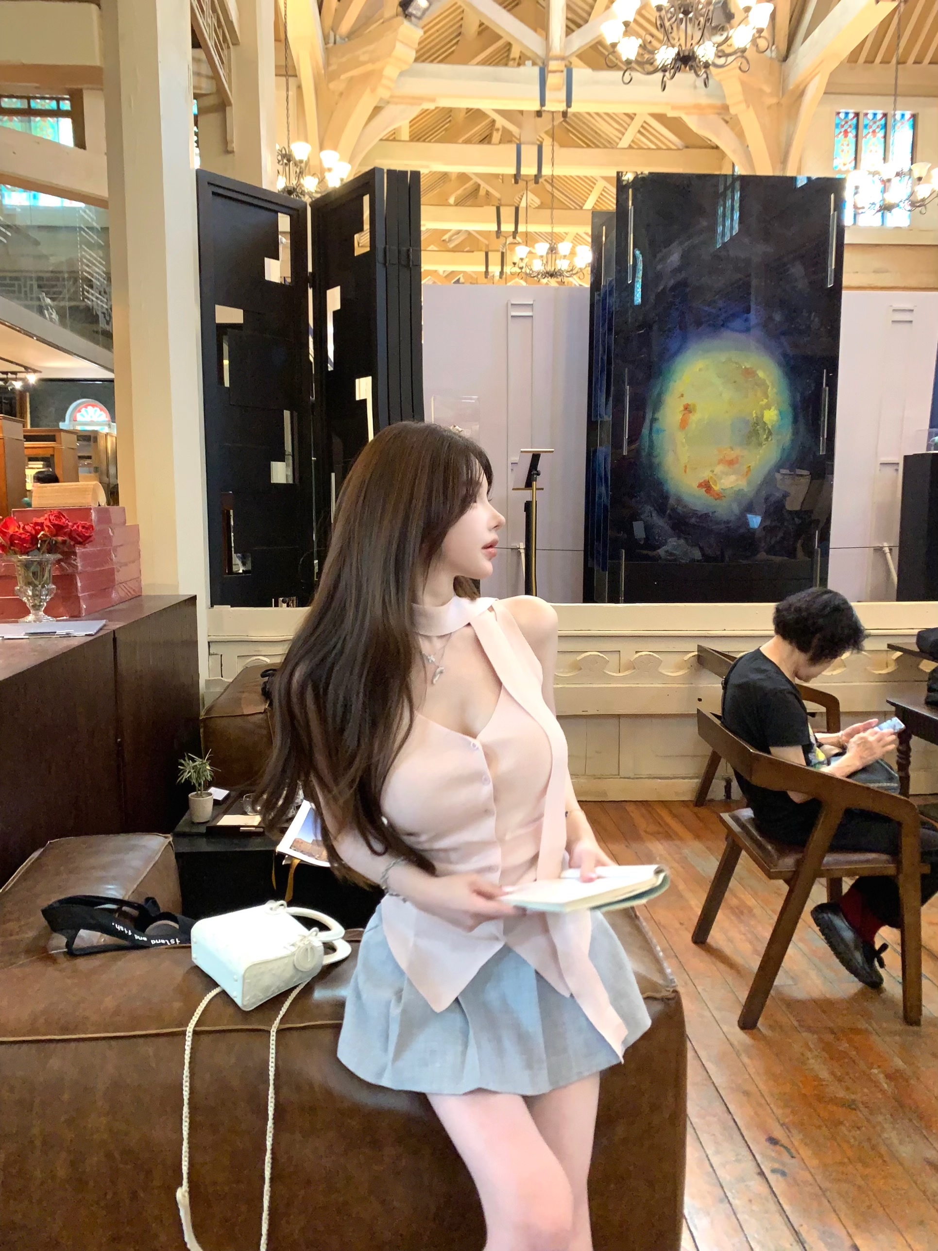 Gentle V-Neck Flowy Tie Ruffled Waist-Defining Split Top - Heart Flutter Design, Perfect for Y2K and Romantic Styles Gentle V-Neck Flowy Tie Ruffled Waist-Defining Split Top - Heart Flutter Design, Perfect for Y2K and Romantic Styles