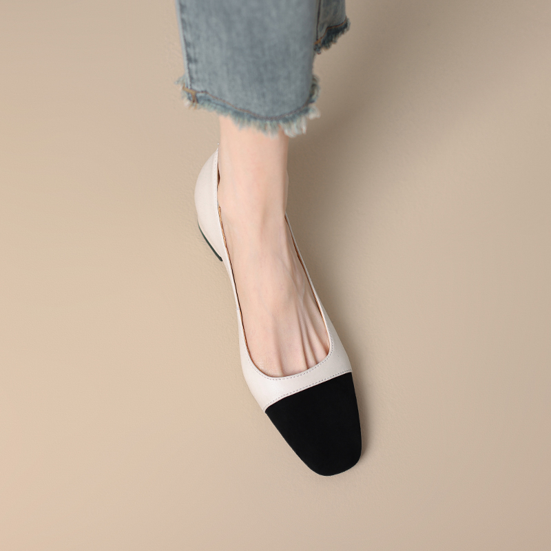 Genuine Leather Color-Blocking Mid-Heel Grandma Shoes - Retro Square-Toe Chunky Heel Flats for Y2K and Vintage Style