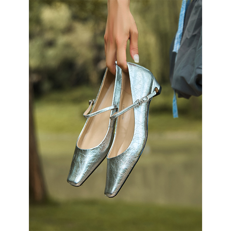 Genuine Leather French Vintage Mary Jane Shoes with Low Heel, Square Toe, and Silver Strap - Classic Retro Flats for Timeless Style