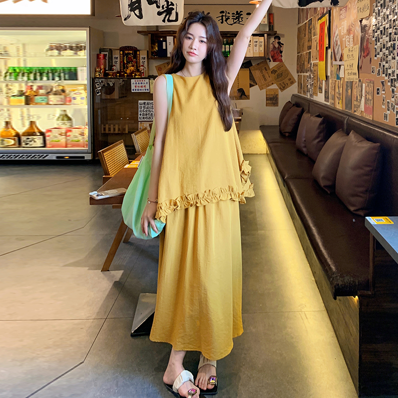 Ginger Yellow Sleeveless Vest and Long Skirt Two-Piece Set for Women - Summer 2025 Vacation Style Relaxed Fit Ginger Yellow Sleeveless Vest and Long Skirt Two-Piece Set for Women - Summer 2025 Vacation Style Relaxed Fit