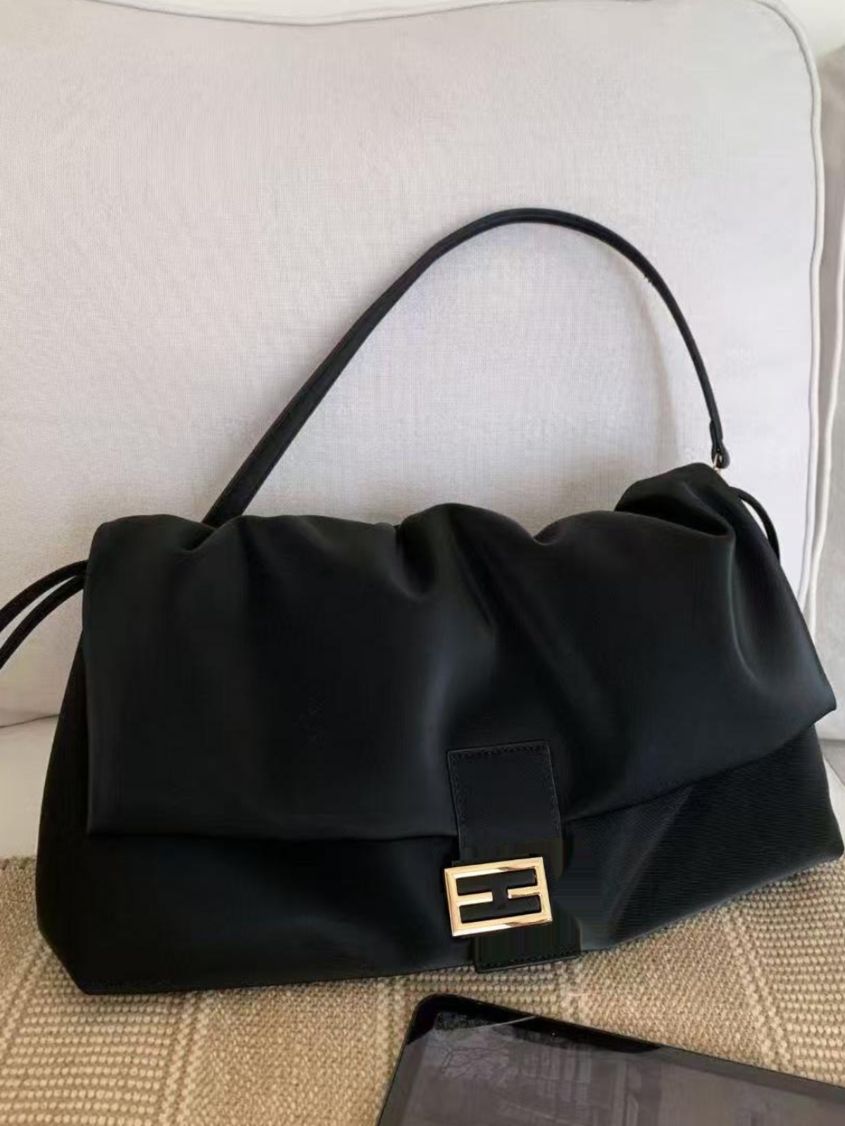 Glossy Textured Pleated Cloud Shoulder Underarm Bag - Versatile High-End Crossbody Bag for Women, 2025 Fashion Trend