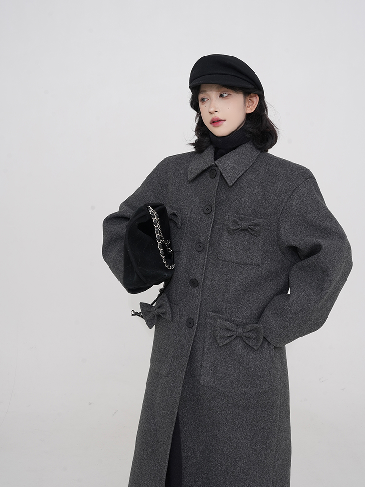 Gray Bow Tie Padded Thick Woolen Coat for Women - High-End Loose Design, Korean Style, Perfect for Autumn and Winter Fashion Gray Bow Tie Padded Thick Woolen Coat for Women - High-End Loose Design, Korean Style, Perfect for Autumn and Winter Fashion
