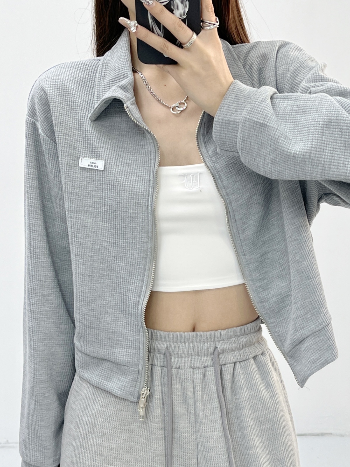 Gray Cropped Double Zipper Sweatshirt for Women - Spring Jazz Dance Short Jacket, Casual Sports Top, European and American Style