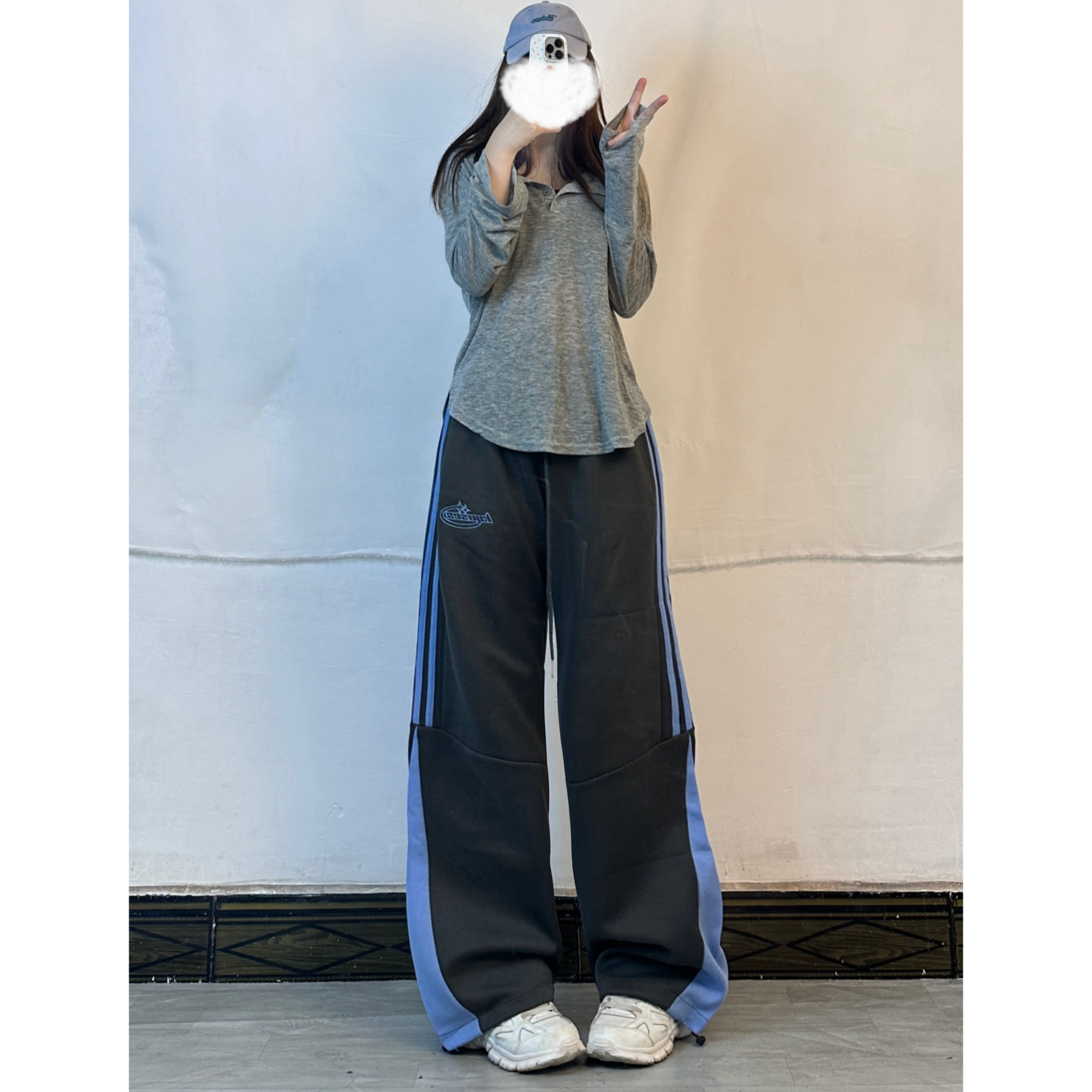 Gray Sun Protection Cover-Up and Side Stripe Long Pants Set for Women - Lightweight Spring Summer Jazz Dance Sports Outfit Gray Sun Protection Cover-Up and Side Stripe Long Pants Set for Women - Lightweight Spring Summer Jazz Dance Sports Outfit