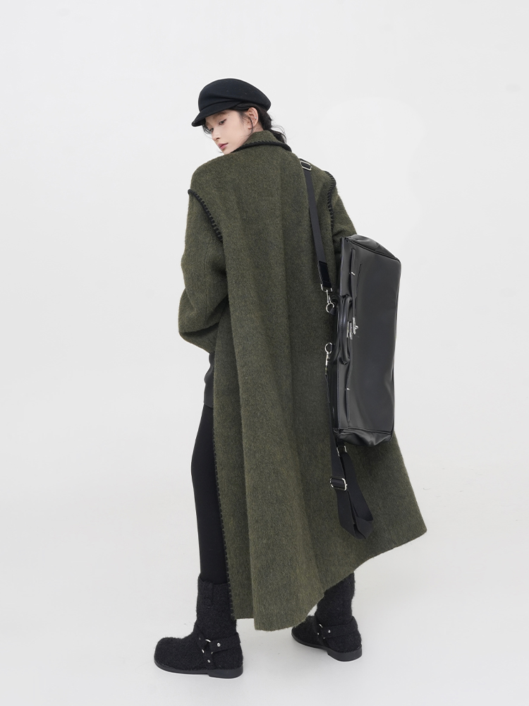 Green Lapel Quilted Thick Wool Coat for Women - Loose Long Korean-Style Outerwear for Autumn and Winter Fashion Green Lapel Quilted Thick Wool Coat for Women - Loose Long Korean-Style Outerwear for Autumn and Winter Fashion