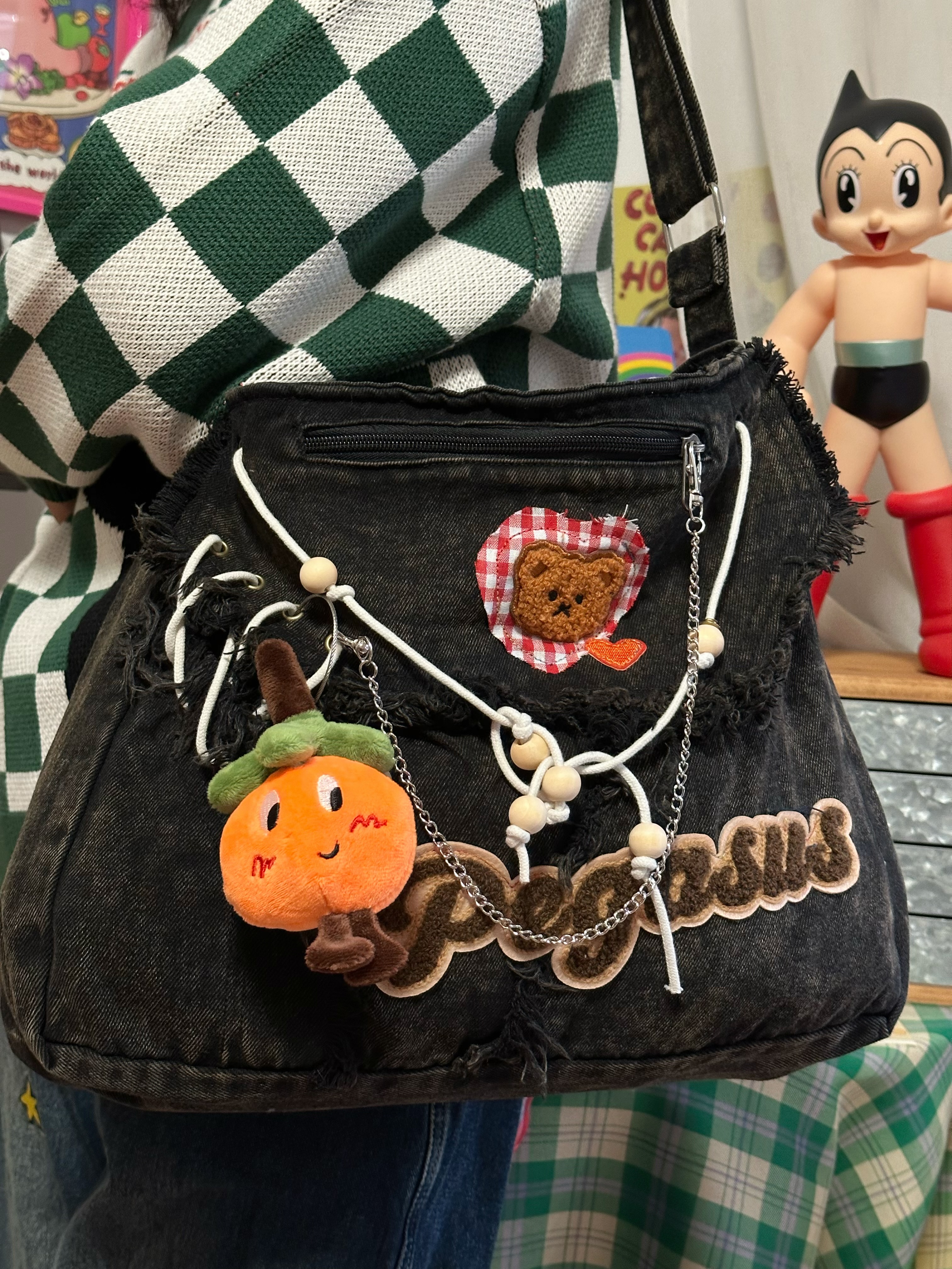 Handmade Versatile Large-Capacity Denim Shoulder Crossbody Tote Bag for Students – Stylish Commuter Bag for Women Handmade Versatile Large-Capacity Denim Shoulder Crossbody Tote Bag for Students – Stylish Commuter Bag for Women