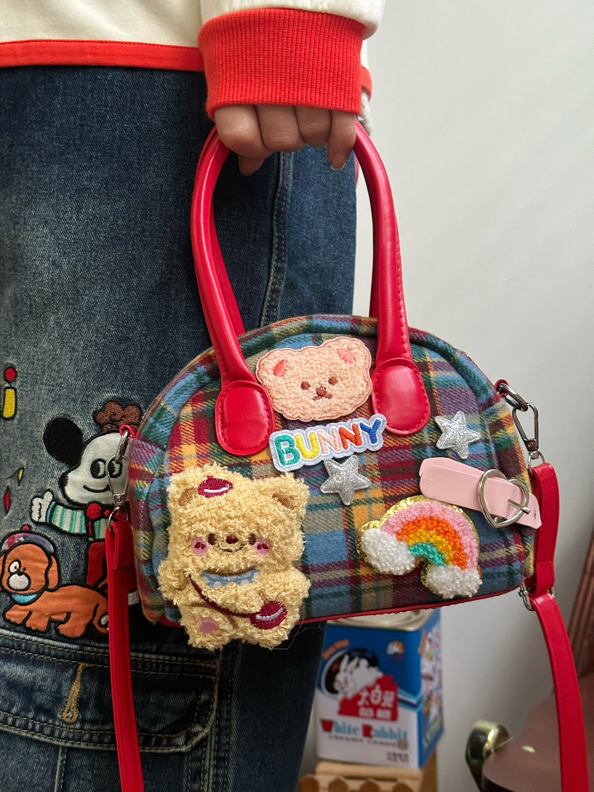 Handmade Women's Bear Bag - Cute Y2K Retro Crossbody Shoulder Bag for Autumn and Winter Versatile Style