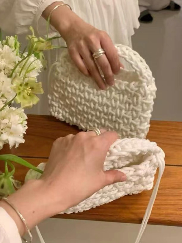 Handmade Woven Tote Bag - 2025 Fashionable Versatile Commuter Shoulder Bag for Women - Chic Niche Design Handmade Woven Tote Bag - 2025 Fashionable Versatile Commuter Shoulder Bag for Women - Chic Niche Design