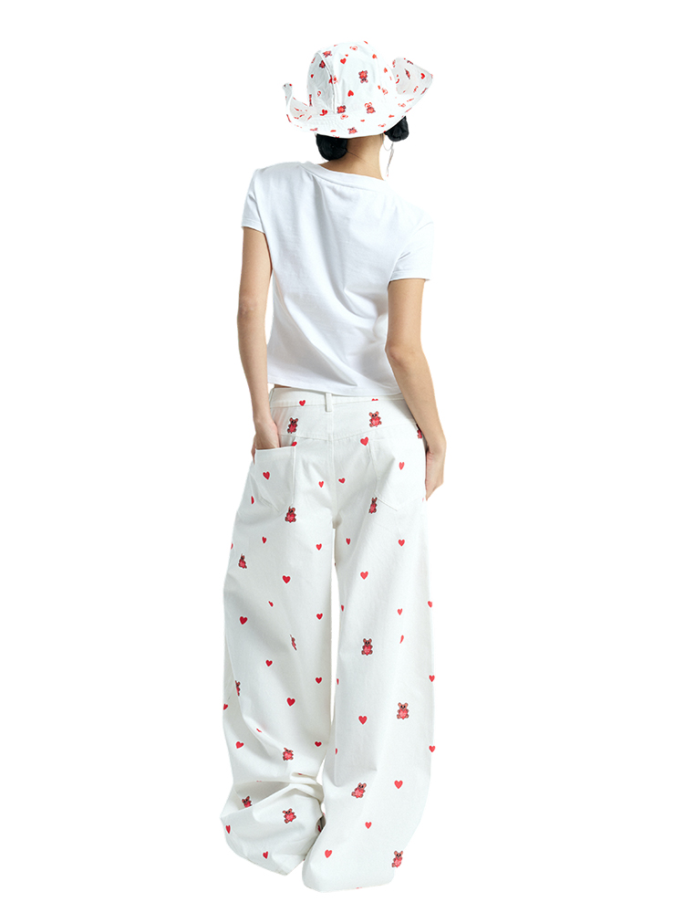 Heart Bear Print Curved Pants in White - Trendy Y2K Style for Casual Comfort and Unique Fashion Statement Heart Bear Print Curved Pants in White - Trendy Y2K Style for Casual Comfort and Unique Fashion Statement
