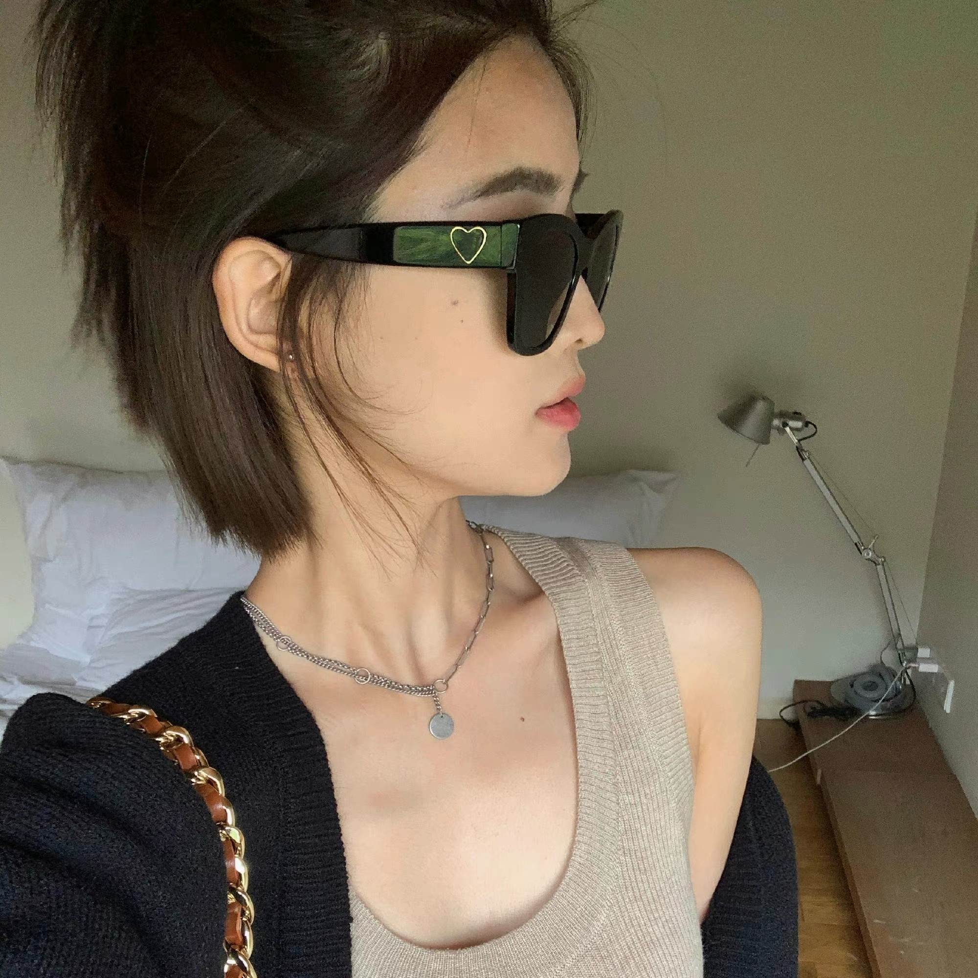 Heart-Shaped Black Oversized Square Sunglasses for Women - Flattering Design for Round Faces, Trendy Y2K Style Heart-Shaped Black Oversized Square Sunglasses for Women - Flattering Design for Round Faces, Trendy Y2K Style