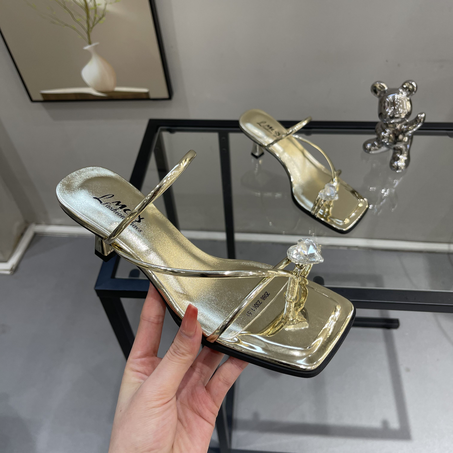 Heart-Shaped Open-Toe Slippers for Women, Vintage French Style, Summer Flip-Flops with Thin Heel & Square Toe, Perfect for Skirts