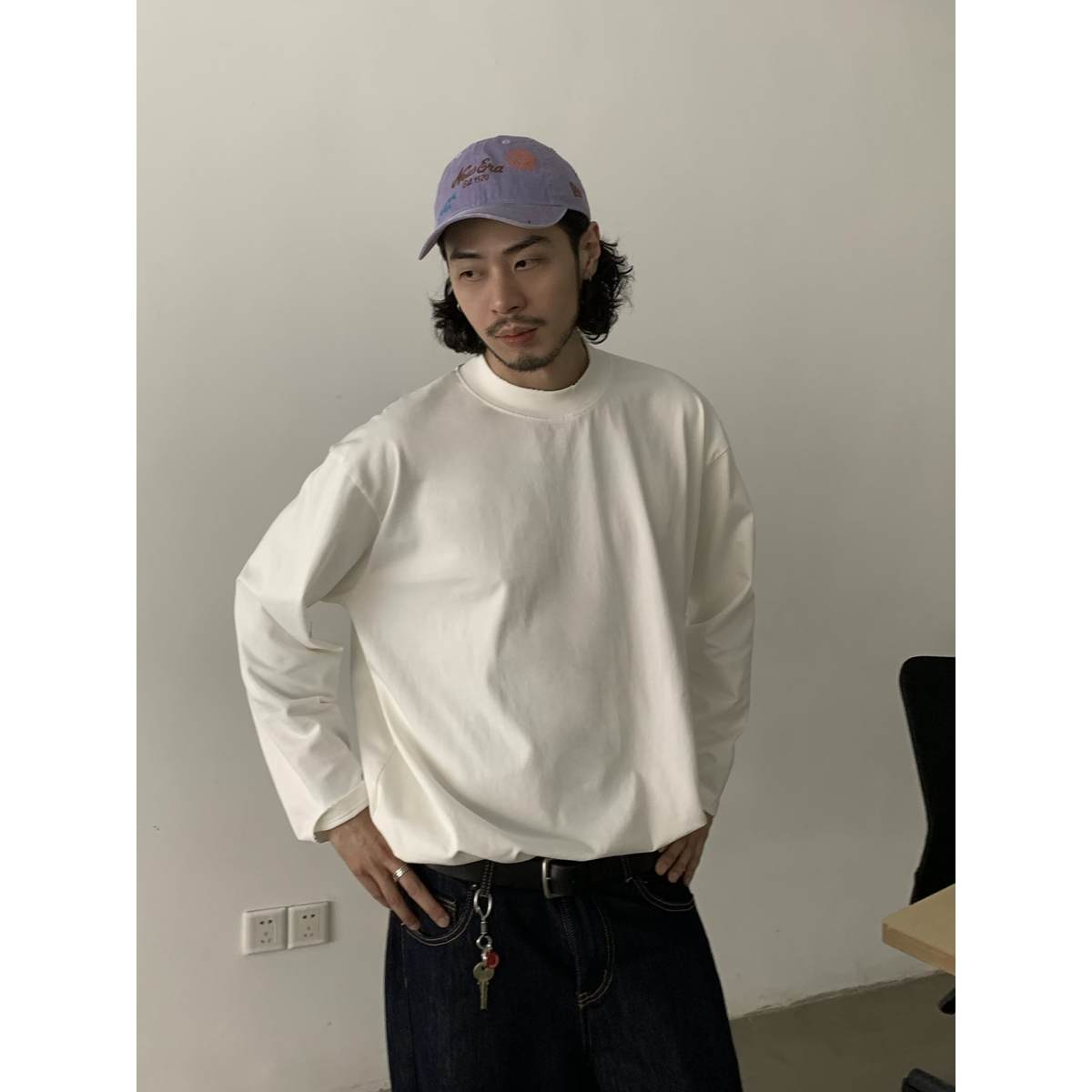 Heavyweight Pure Cotton Solid Color Round Neck Long Sleeve T-Shirt Unisex Vintage Casual Style 90s Trendy Base Shirt