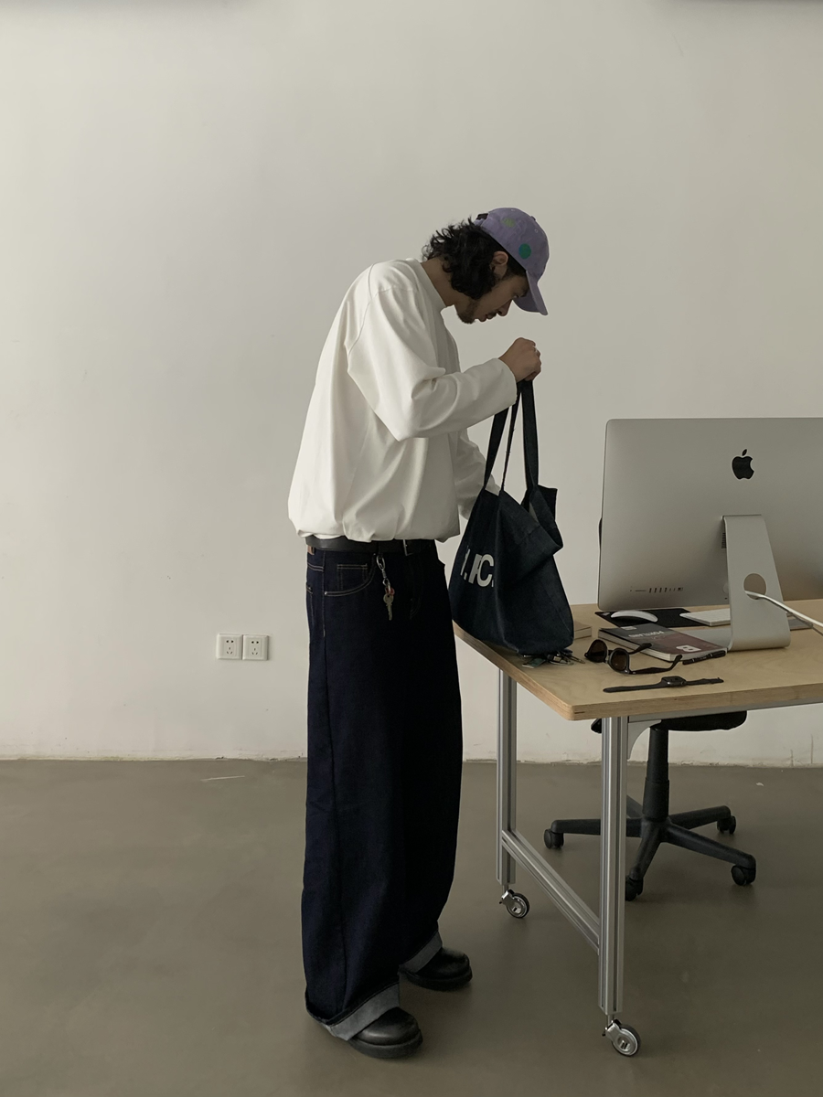 Heavyweight Pure Cotton Solid Color Round Neck Long Sleeve T-Shirt Unisex Vintage Casual Style 90s Trendy Base Shirt