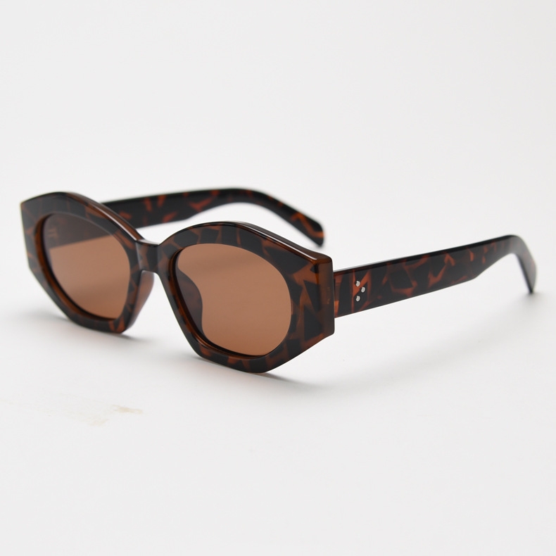 High-End American Retro Sunglasses for Women, Polarized Lenses, Slim Fit, Flattering for Round Faces, Trendy European Style High-End American Retro Sunglasses for Women, Polarized Lenses, Slim Fit, Flattering for Round Faces, Trendy European Style