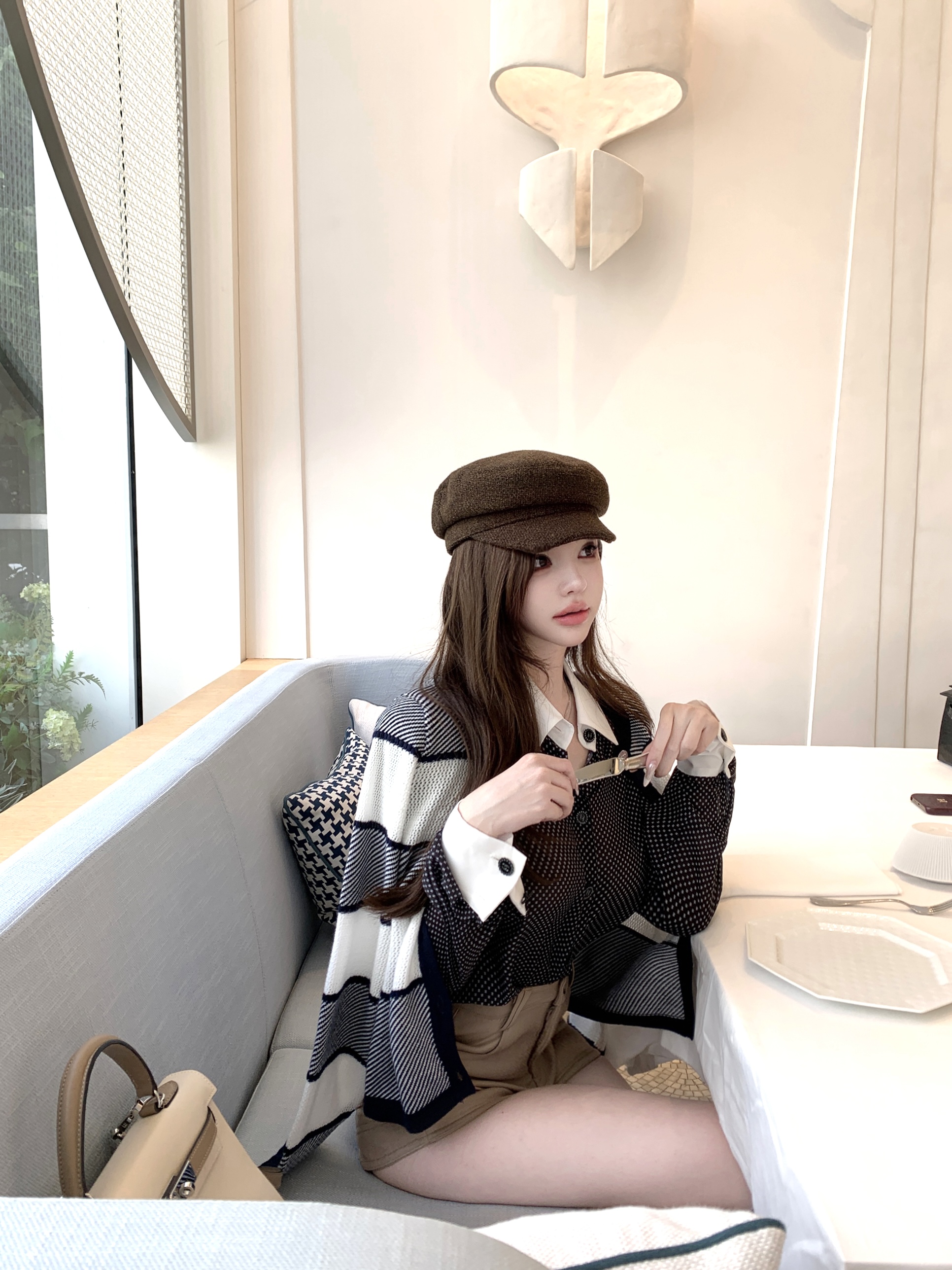 High-End Black and White Color-Block Embroidered Knitted Cardigan Coat - British Aristocrat Chanel Style Fashion Statement High-End Black and White Color-Block Embroidered Knitted Cardigan Coat - British Aristocrat Chanel Style Fashion Statement