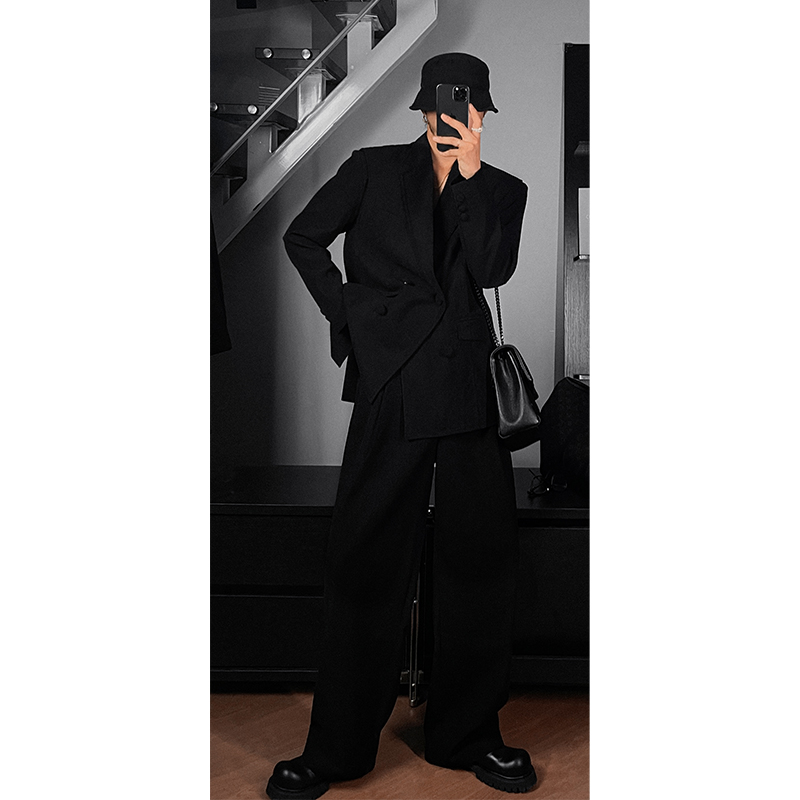 High-End Dragon Dadao Suit Set - Casual Autumn Niche Design with Versatile Trousers for Effortless Commuting Style High-End Dragon Dadao Suit Set - Casual Autumn Niche Design with Versatile Trousers for Effortless Commuting Style