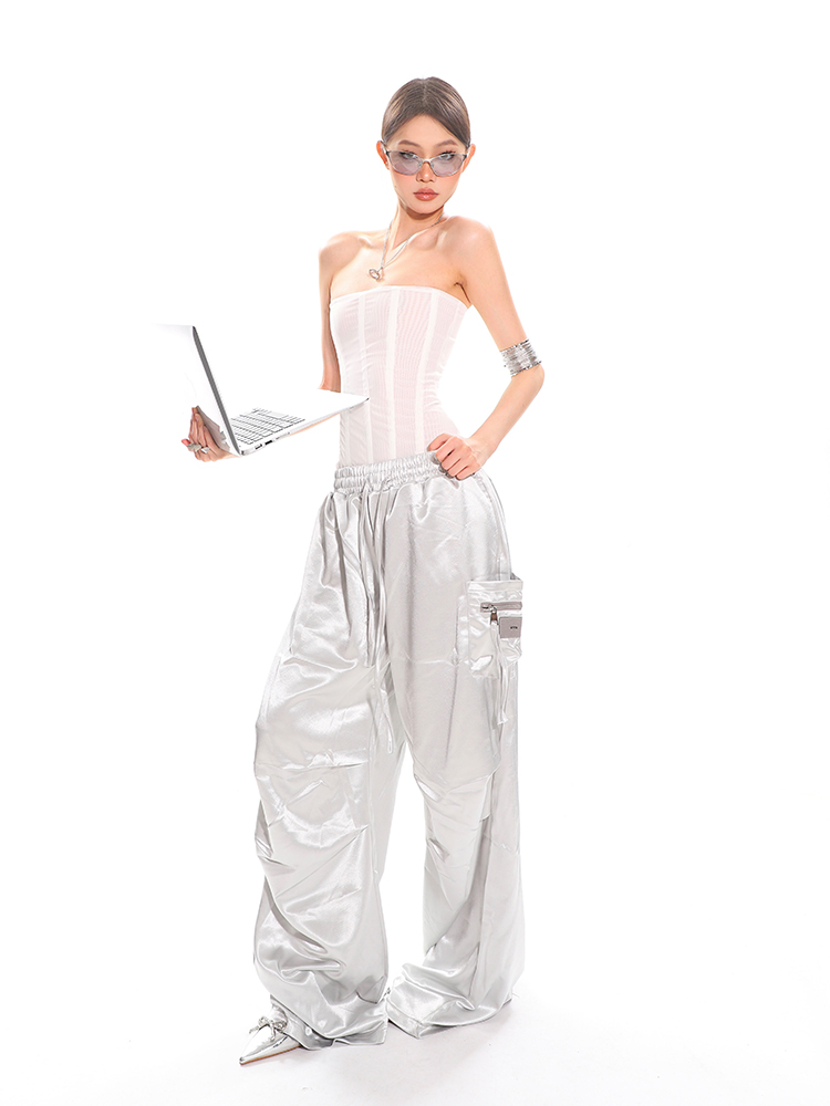 High-End Fabric Multi-Pocket Wide-Leg Workwear Pants for Women - Vintage Straight-Leg Style for Summer Street Dance Fashion High-End Fabric Multi-Pocket Wide-Leg Workwear Pants for Women - Vintage Straight-Leg Style for Summer Street Dance Fashion