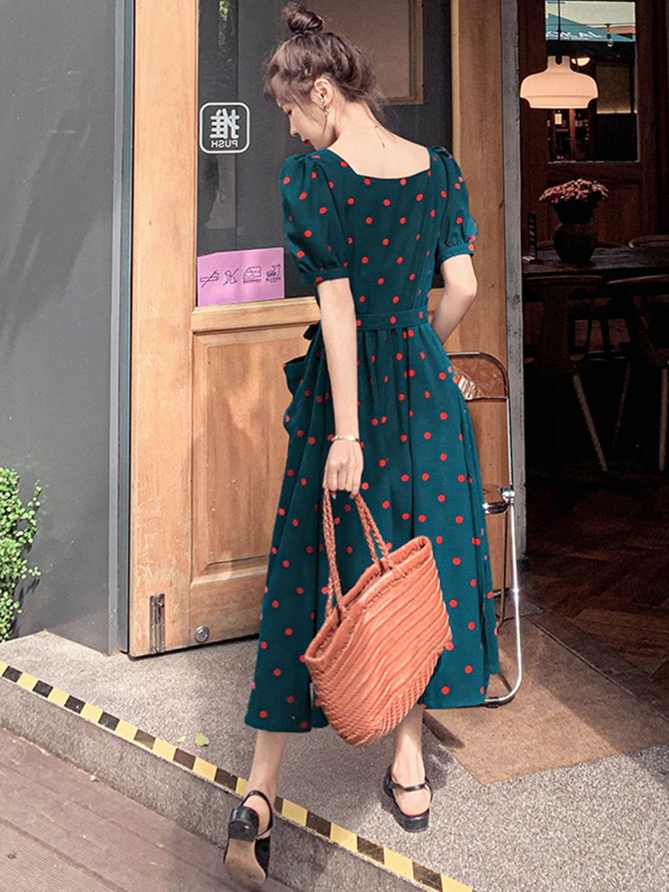 High-End Hepburn Style Dark Green Polka Dot Chiffon Long Dress with French Square Neck and Puff Sleeves for Summer 2025 High-End Hepburn Style Dark Green Polka Dot Chiffon Long Dress with French Square Neck and Puff Sleeves for Summer 2025