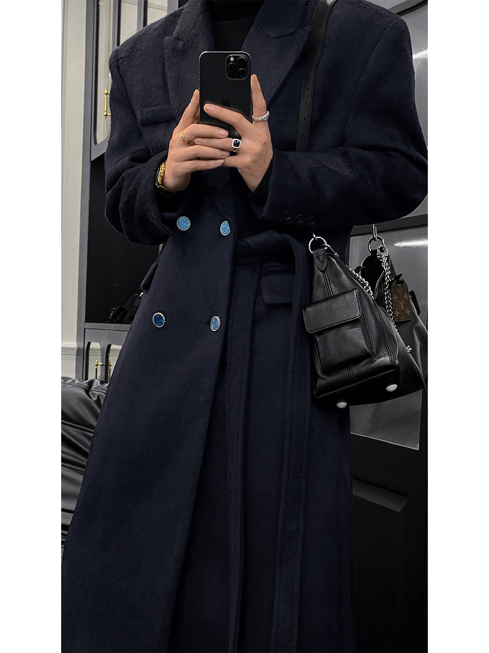 High-End Korean Style Long Sheep Wool Coat - Mid-Length Knee-Length Winter Overcoat for 2024 High-End Korean Style Long Sheep Wool Coat - Mid-Length Knee-Length Winter Overcoat for 2024