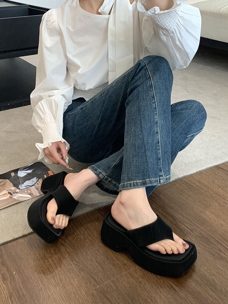 High-End Open-Toe Platform Sandals for Women - Summer Flip-Flops with Chic Rome Style High-End Open-Toe Platform Sandals for Women - Summer Flip-Flops with Chic Rome Style