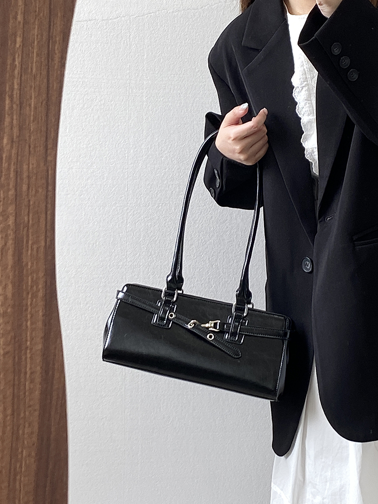 High-End Retro Underarm Bag for Women - 2025 Niche Design Spring/Summer Single Shoulder Pillow Bag High-End Retro Underarm Bag for Women - 2025 Niche Design Spring/Summer Single Shoulder Pillow Bag