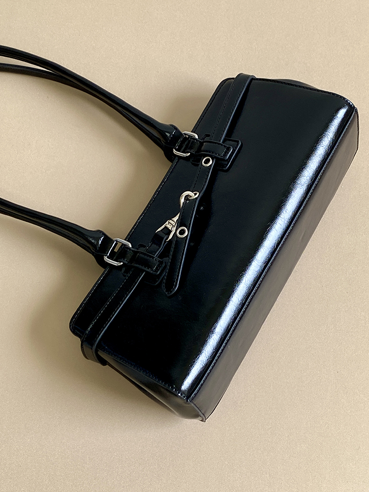 High-End Retro Underarm Bag for Women - 2025 Niche Design Spring/Summer Single Shoulder Pillow Bag High-End Retro Underarm Bag for Women - 2025 Niche Design Spring/Summer Single Shoulder Pillow Bag