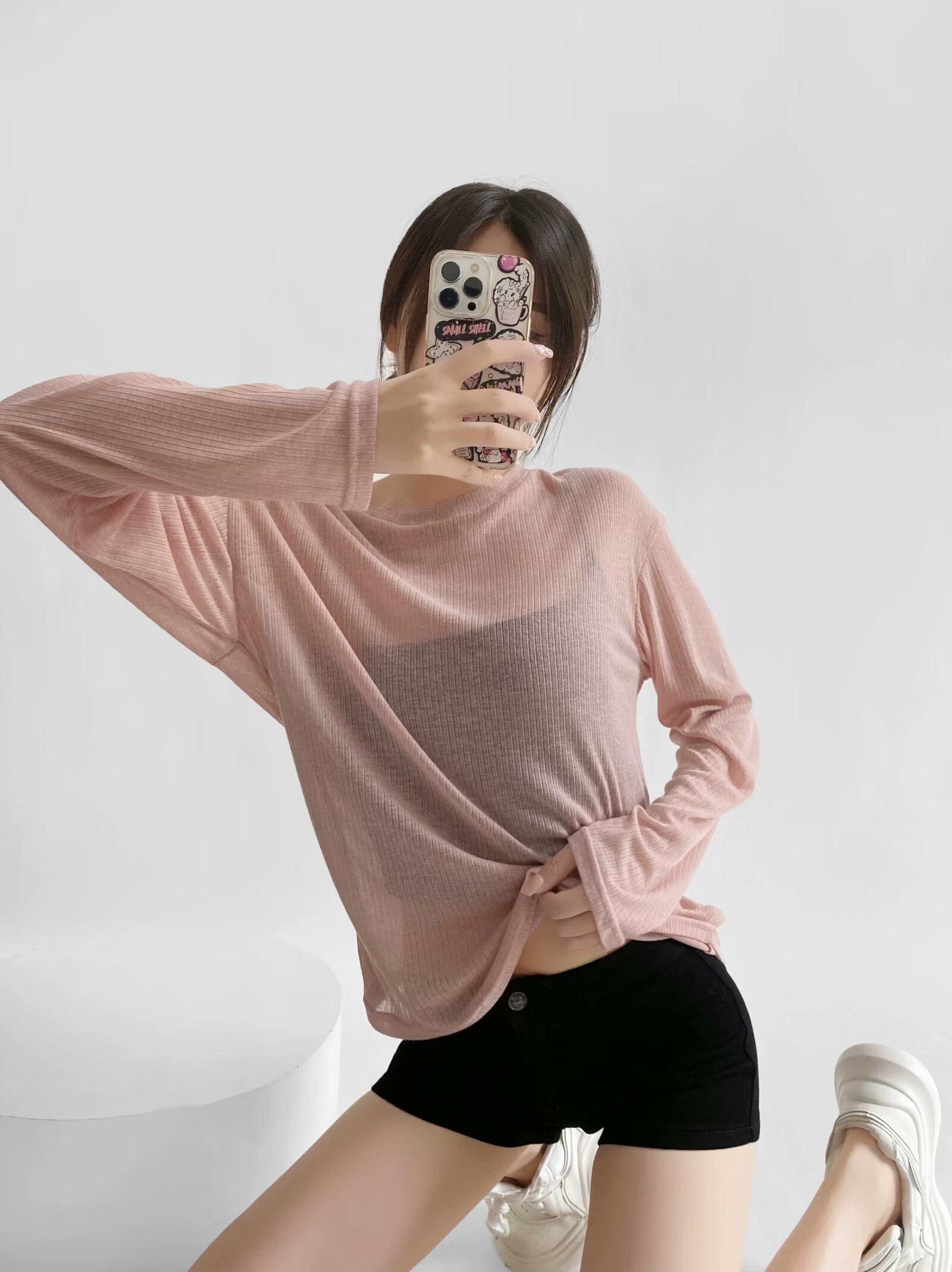 High-End Round Neck Loose Fit Summer Sweater for Women - Slimming Sun Protection Knitted Top in Solid Color, Jazz Lazy Style