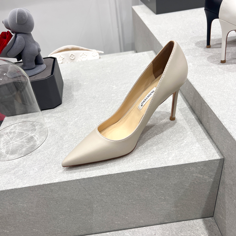 High-Heeled Pointed Toe White Hepburn Style Slip-On Women's Shoes - Versatile Thin-Heel Design for Chic Y2K Fashion High-Heeled Pointed Toe White Hepburn Style Slip-On Women's Shoes - Versatile Thin-Heel Design for Chic Y2K Fashion