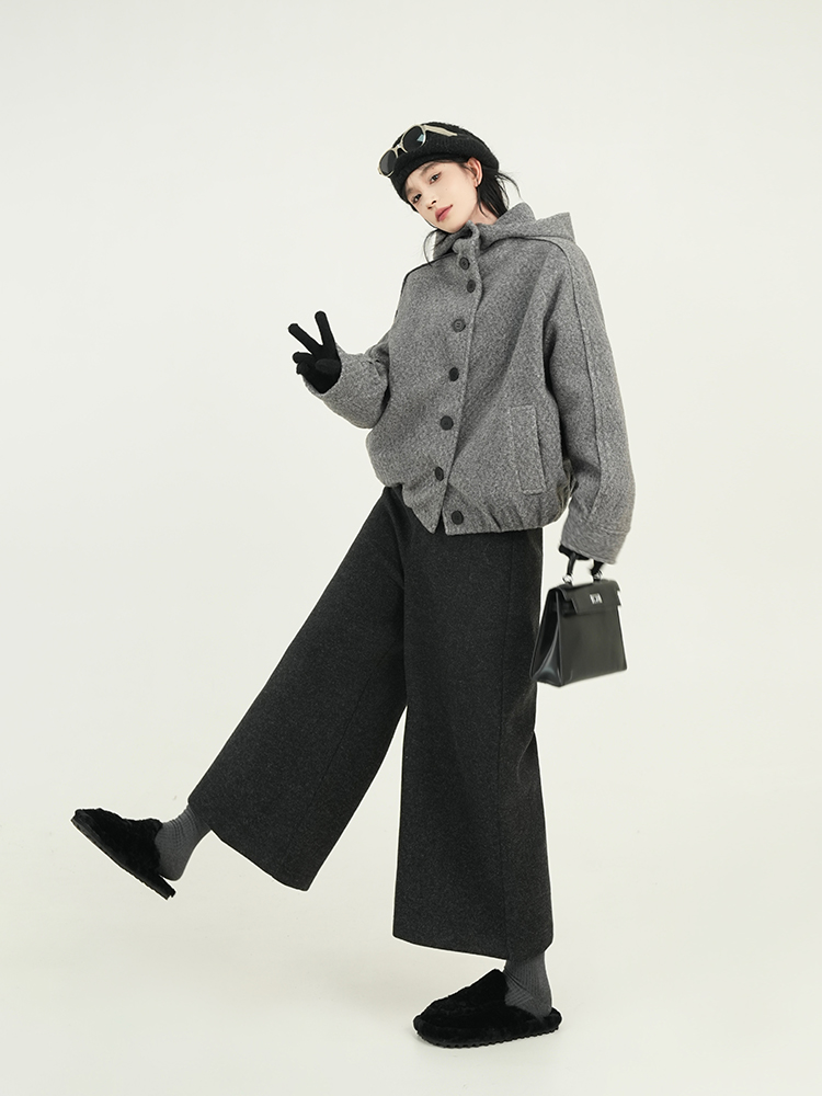 High-Waisted Gray Woolen Wide-Leg Cropped Pants for Women - Loose Slimming Casual Style for Autumn Winter, Korean Fashion High-Waisted Gray Woolen Wide-Leg Cropped Pants for Women - Loose Slimming Casual Style for Autumn Winter, Korean Fashion